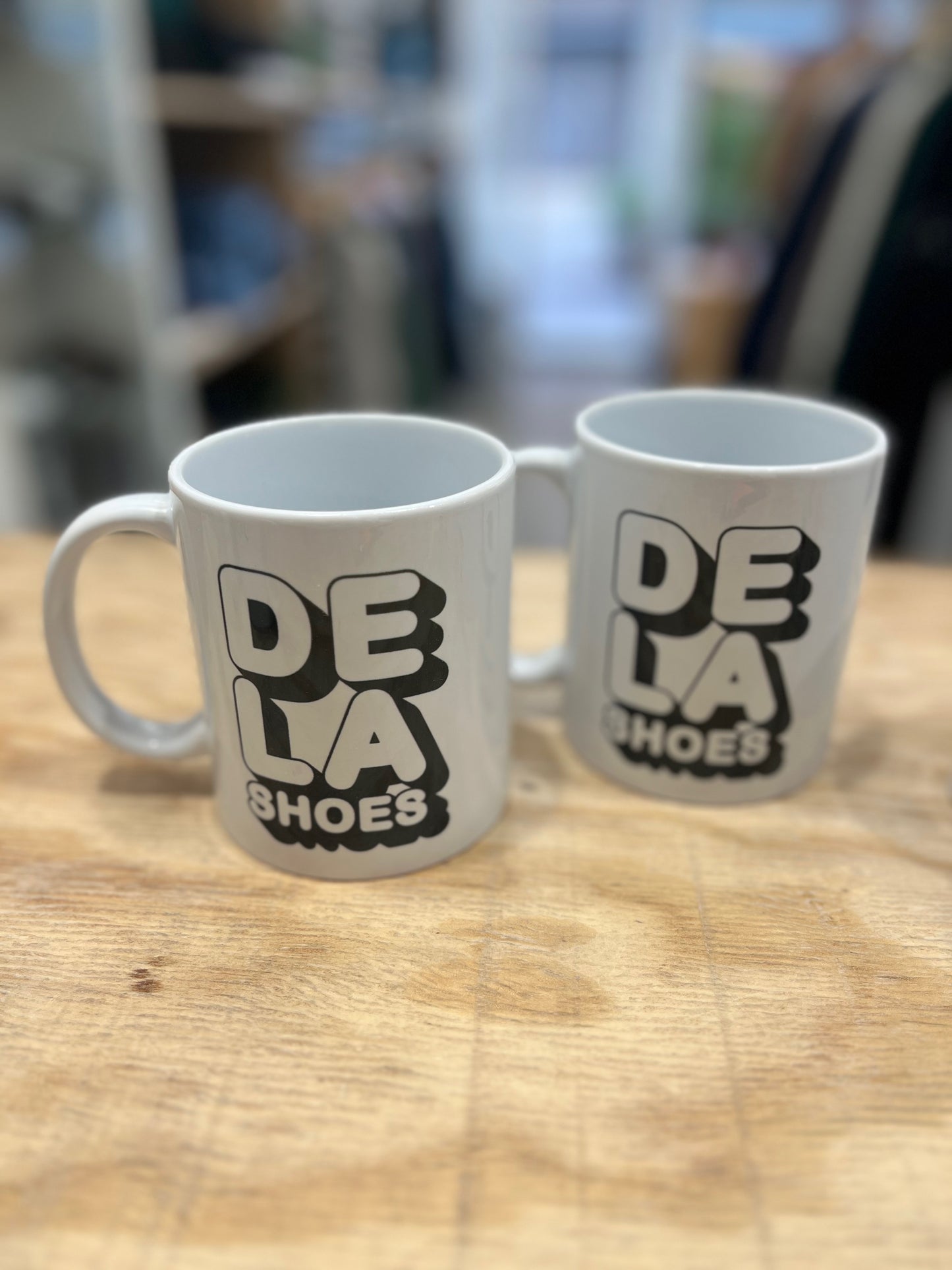 MUG DELASHOES WHITE/BLACK