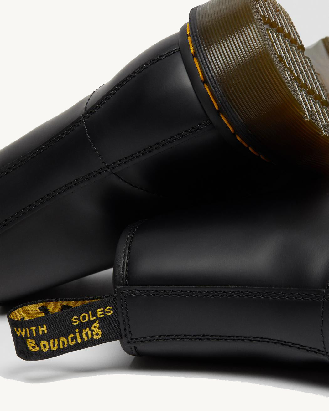 BOOTS 1460 EN CUIR SMOOTH À LACETS