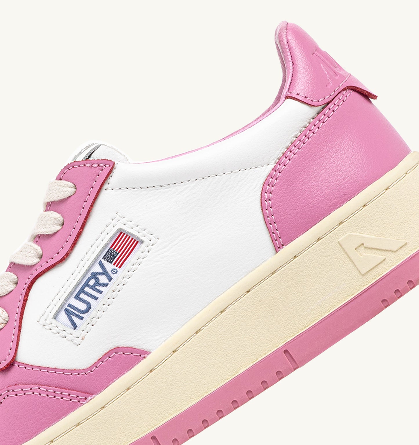 MEDALIST LOW LEATHER WHITE/MAUVE WB29